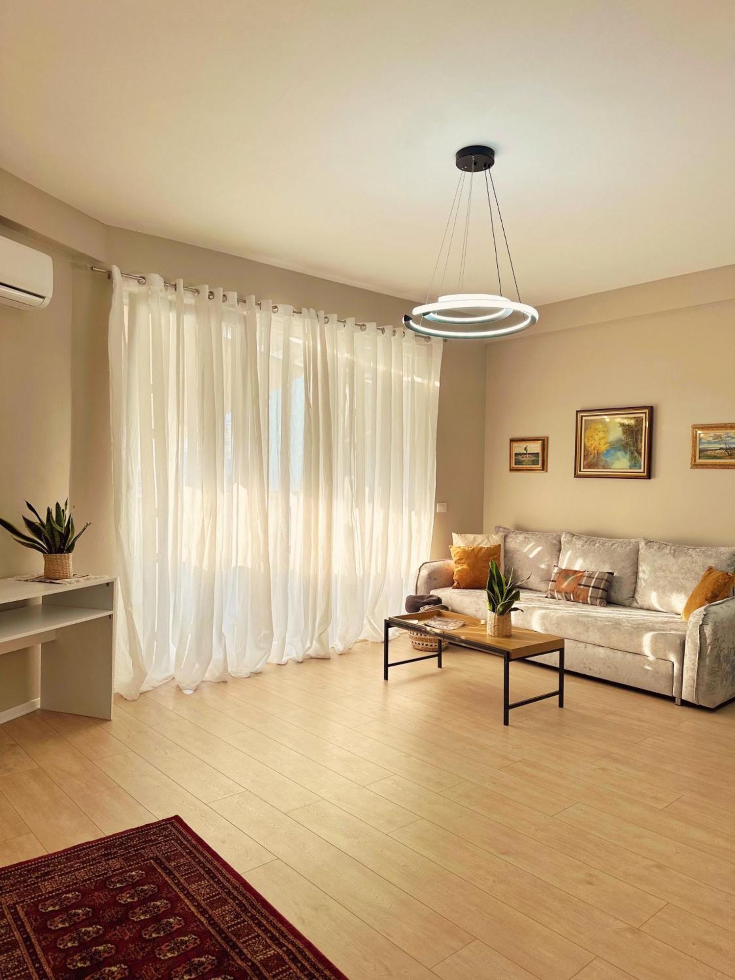 Smart Rent * Tirana